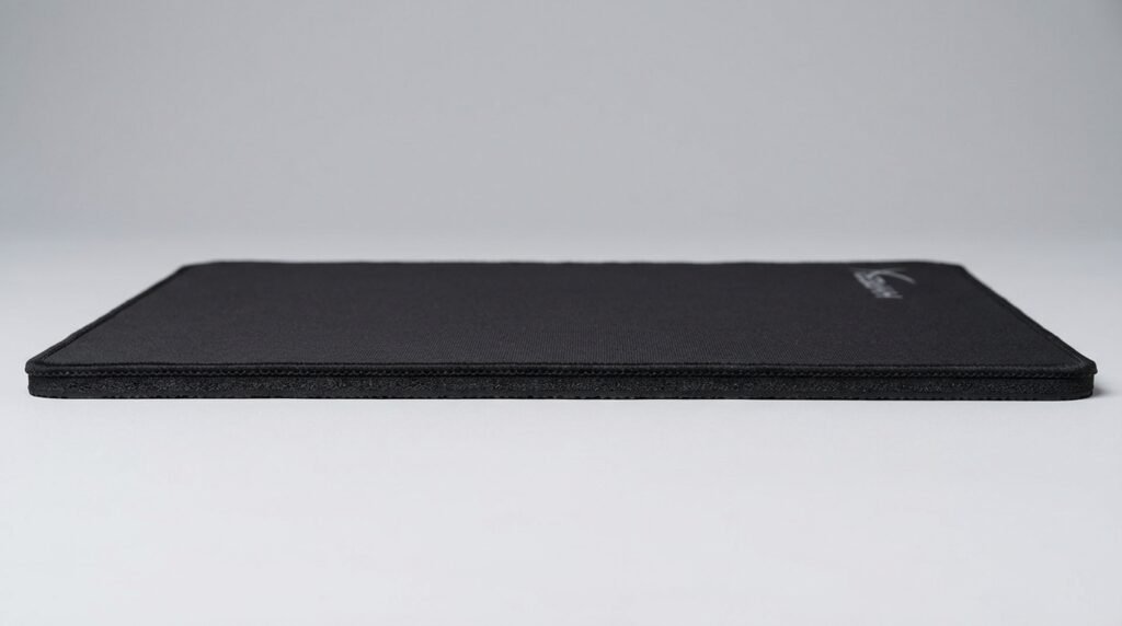 ความหนา 3mm ของ HyperX Pulsefire Mat